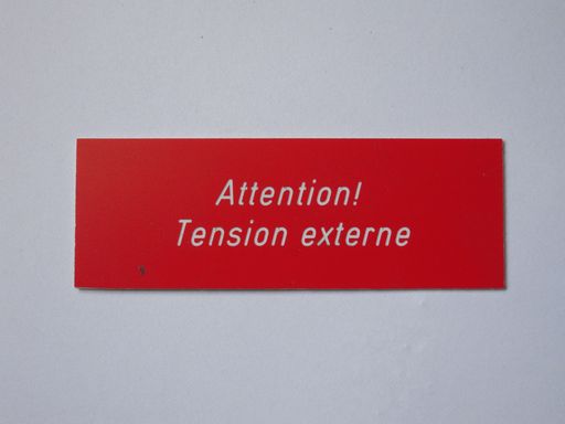 Warning plate for cubicle, red, french